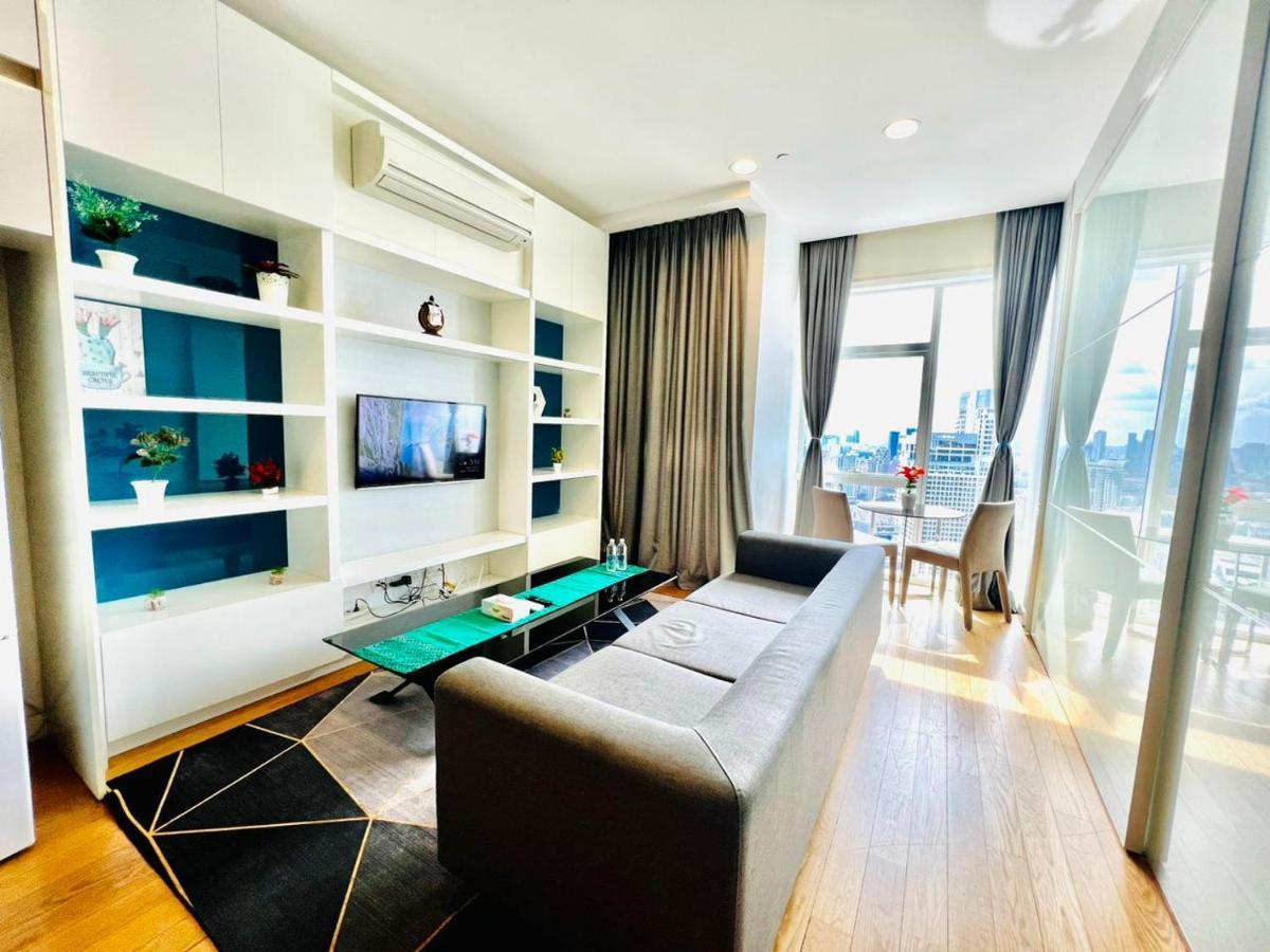 The Platinum Kuala Lumpur By Cozy White Exterior photo